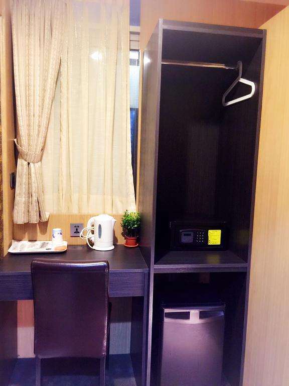 Ximen 101 - S Hotel Тайпей Екстериор снимка