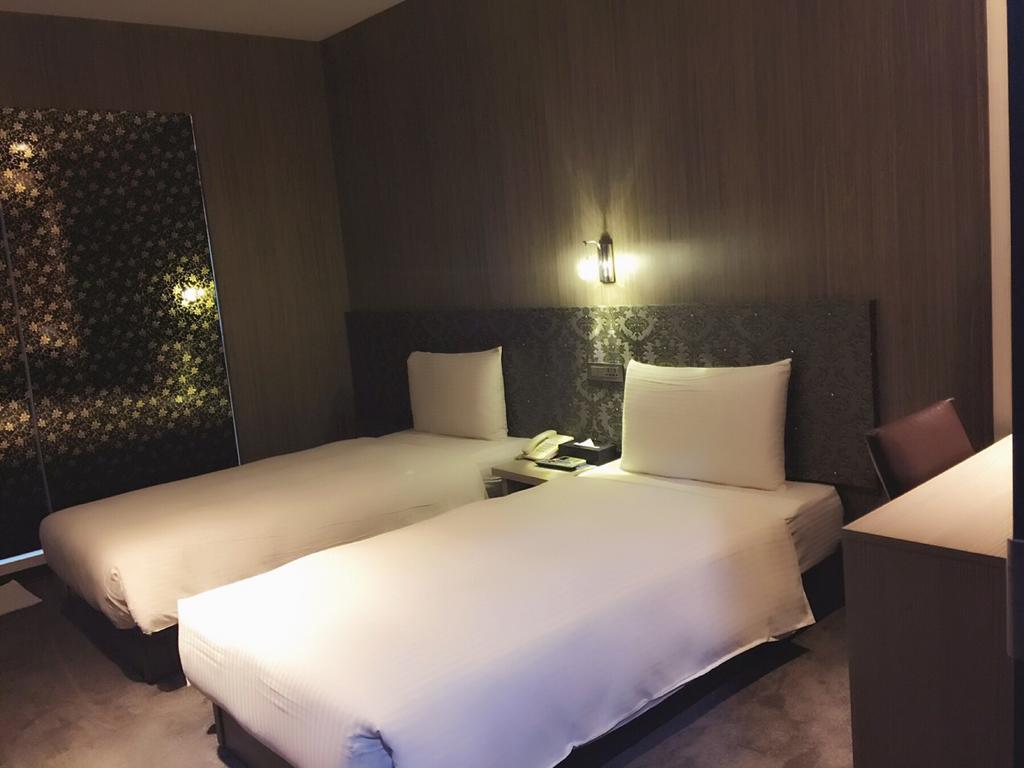 Ximen 101 - S Hotel Тайпей Екстериор снимка