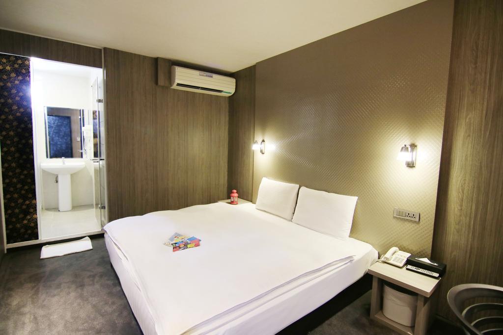 Ximen 101 - S Hotel Тайпей Екстериор снимка