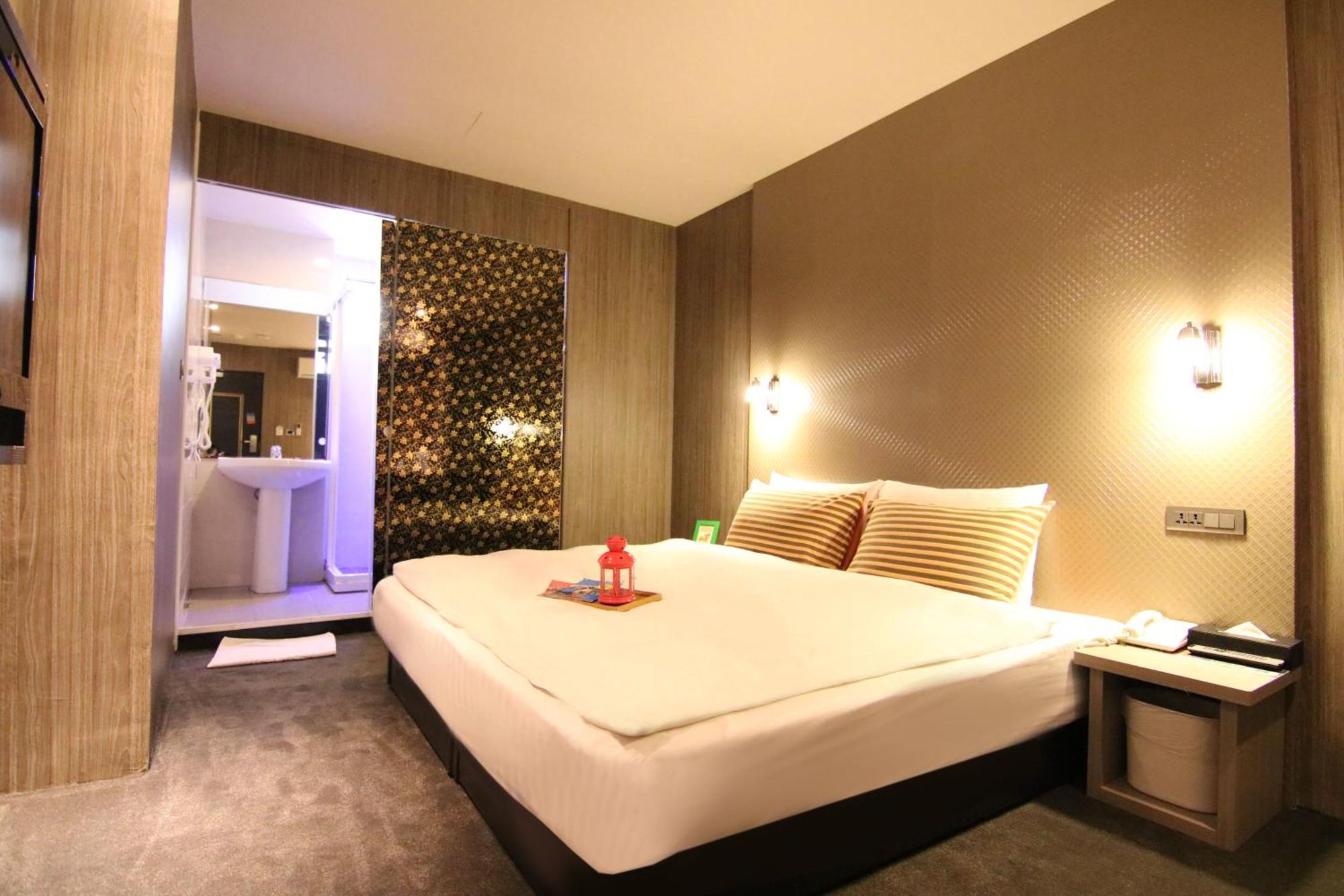 Ximen 101 - S Hotel Тайпей Екстериор снимка