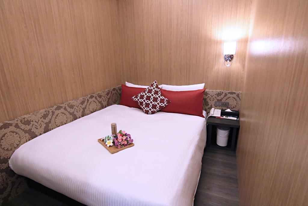Ximen 101 - S Hotel Тайпей Екстериор снимка