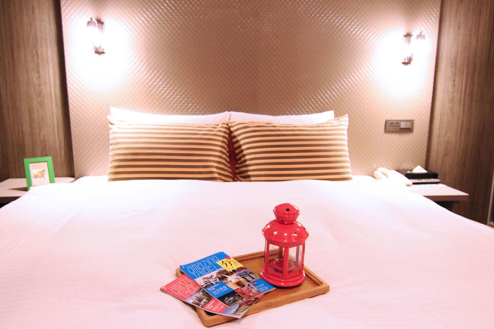 Ximen 101 - S Hotel Тайпей Екстериор снимка
